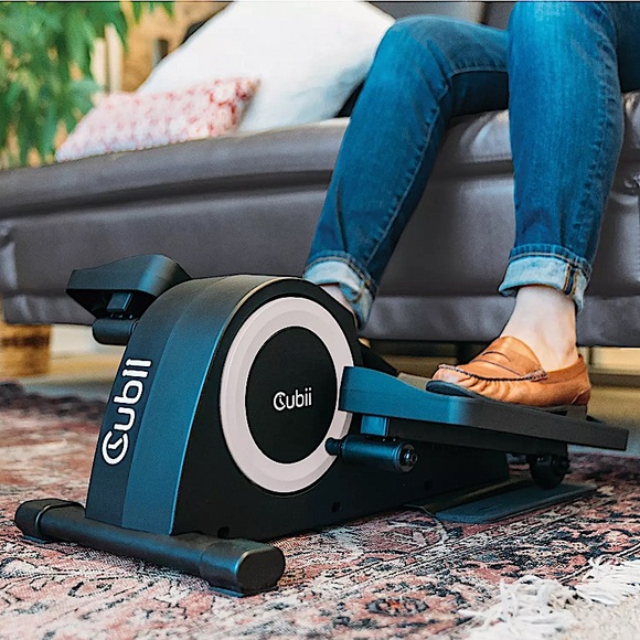 Cubii JR1+ Compact Seated Elliptical With Bluetooth & Gripii Mat - Picture 3 of 4